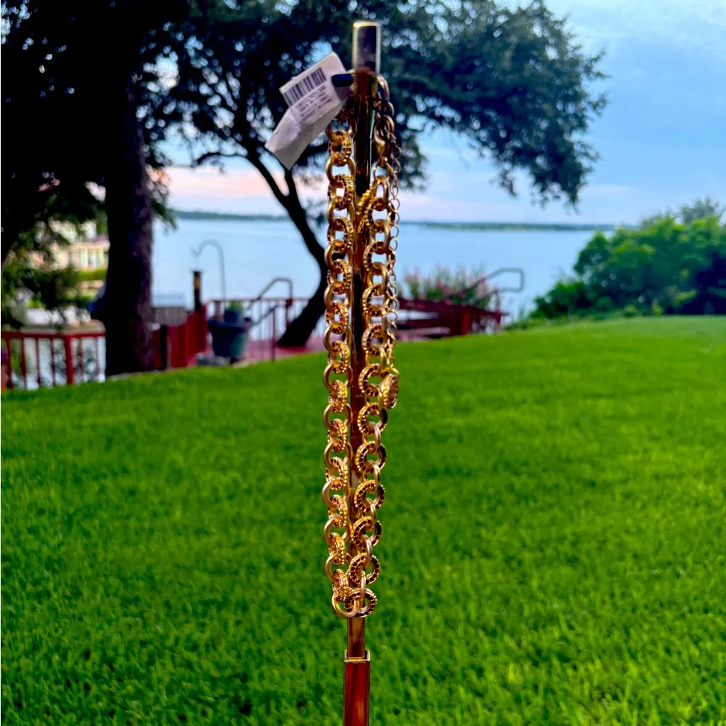 WHBM Elegant Gold Necklace - Image 5