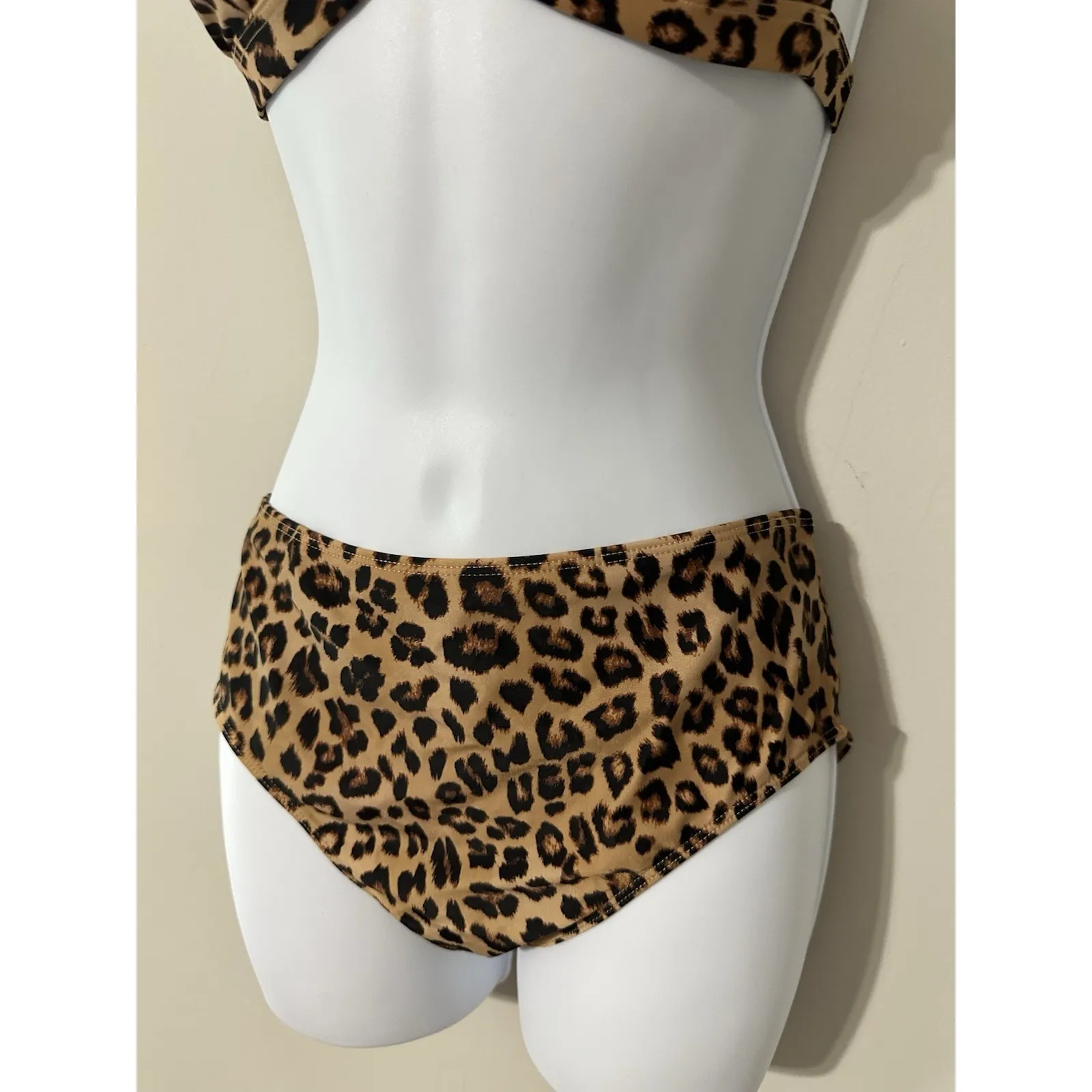 Summersalt Bikini Set Triangle Top Size 4 & Mid Rise Bottom Size 6 Leopard - Image 5
