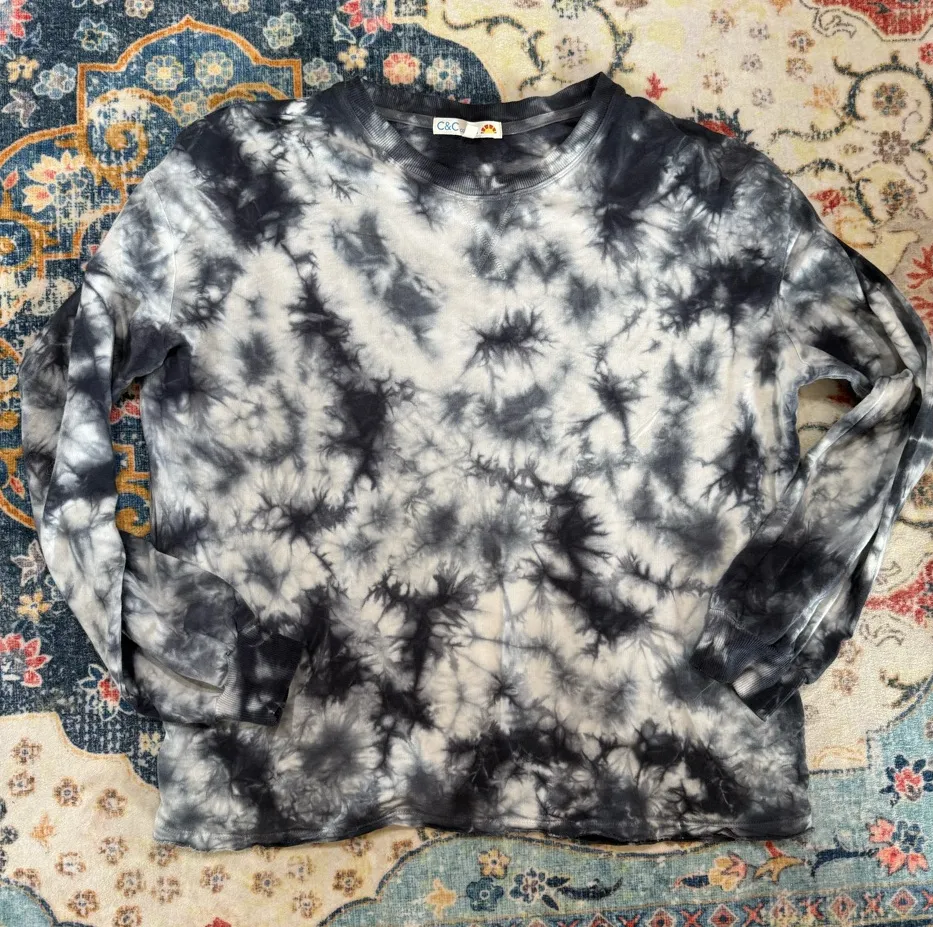 ❤️227 C&C California Jessie Tie-Dye Crew Neck sweatshirt Medium - Image 1