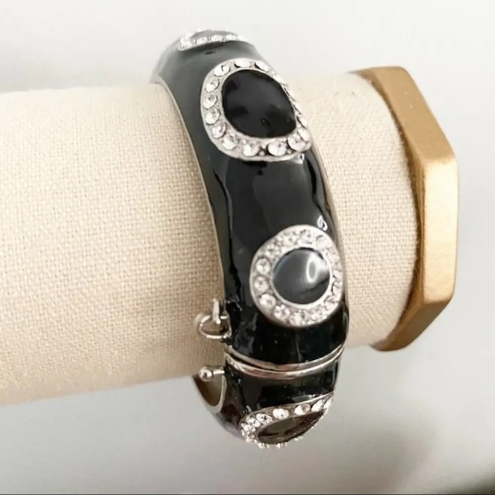 Lia Sophia Surreal Black Enamel Bangle Bracelet Rhinestone Accents Hinge Close - Image 6