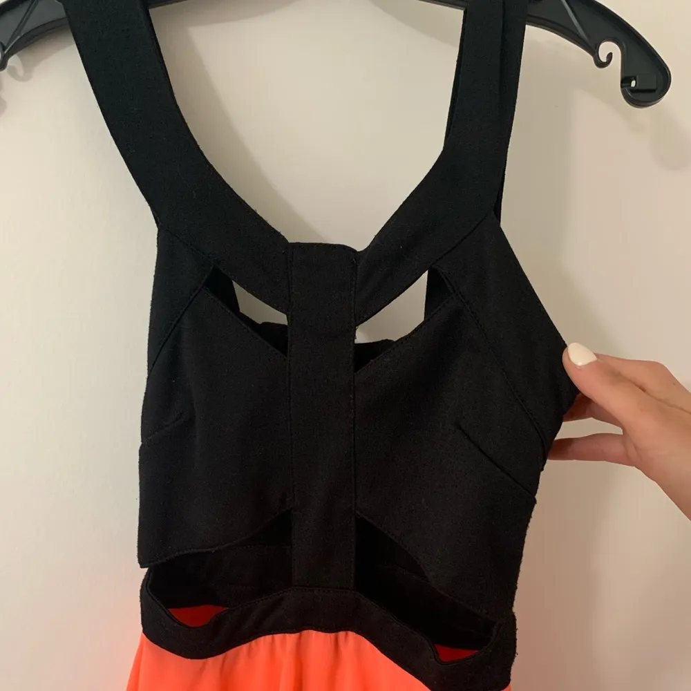 High low dress with cut outs - Image 3