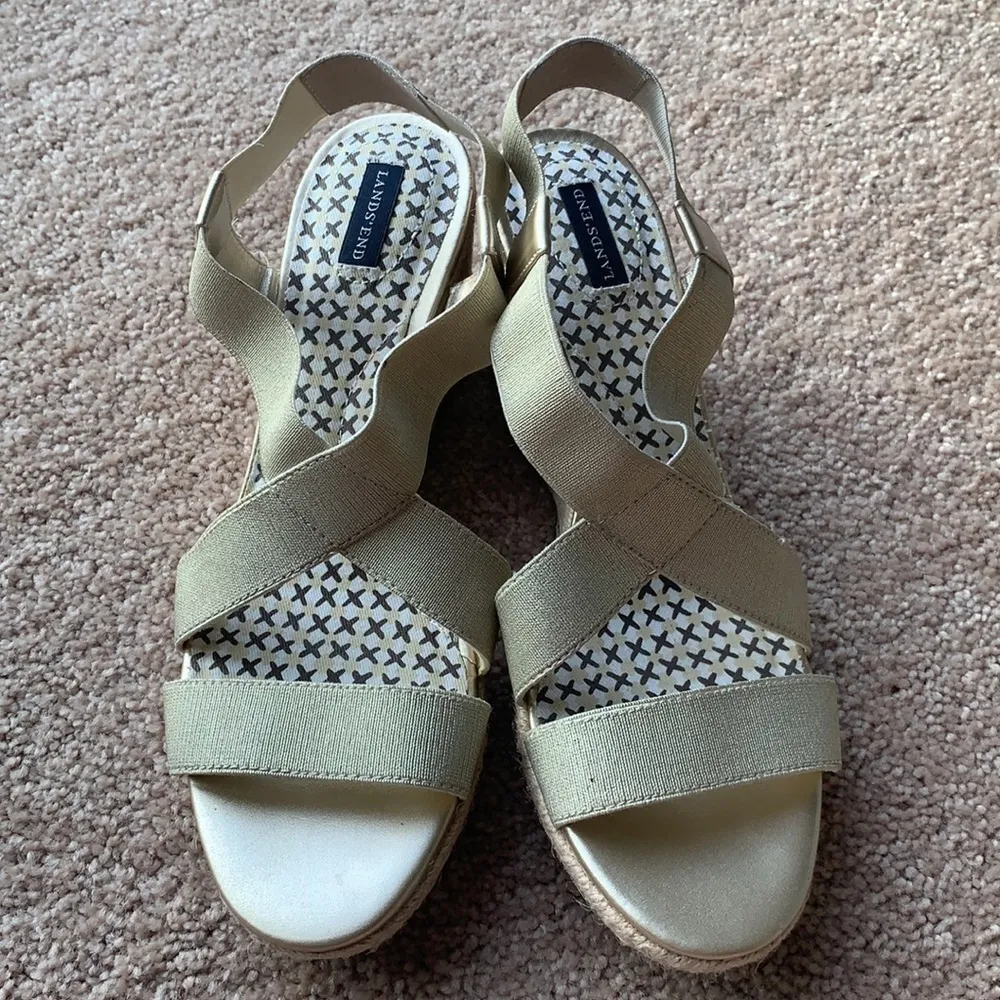 Lands End gold wedges - Image 2