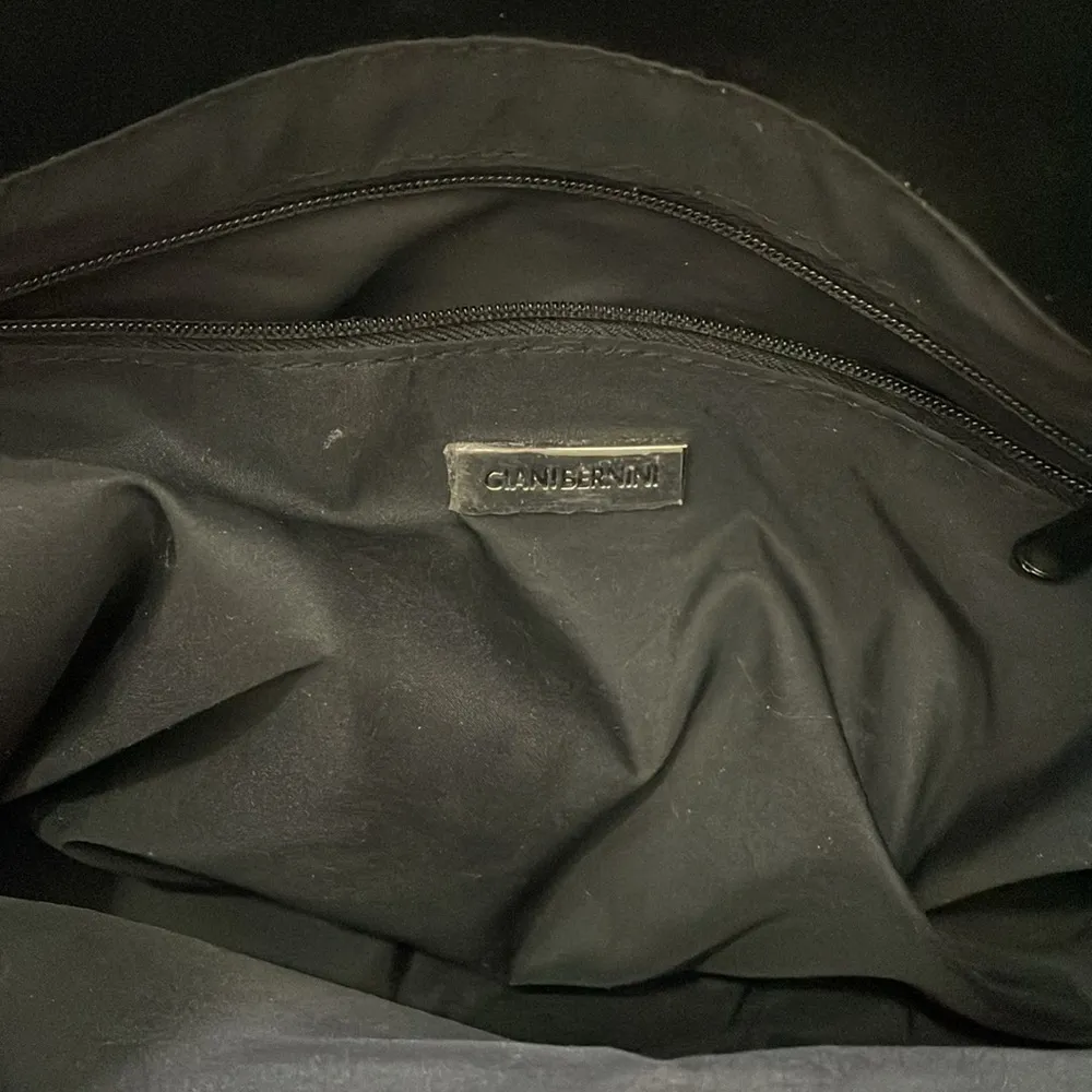 Giani Bernini Black and Brown Satchel with Textured Trim - Image 7