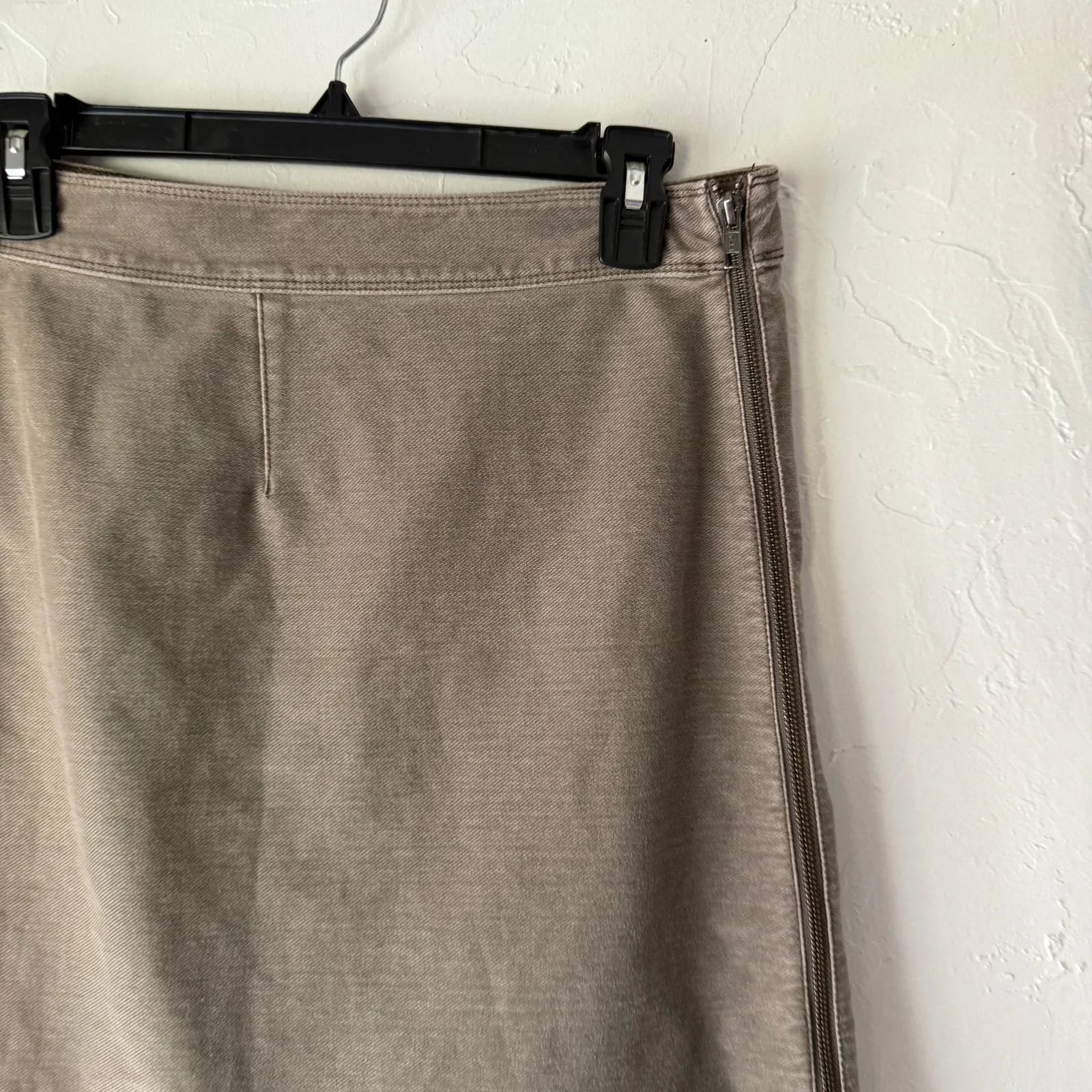 NIC+ZOE Size 8 Taupe Stretch Cotton Pencil‎ Skirt Side Zip Neutral Workwear - Image 2