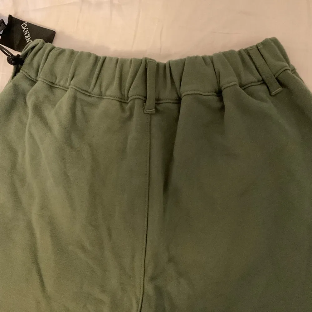 BLANKNYC French Terry Shorts small Olive Button Fly
Elastic Waist Knit NWT New - Image 6