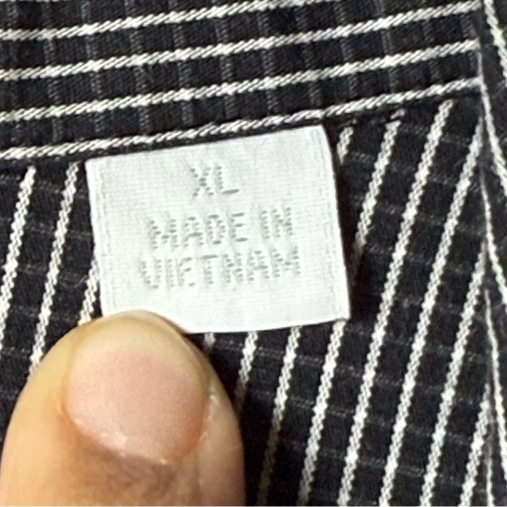 New York & Company Ruched Madison stretch shirt SZ:XL - Image 9