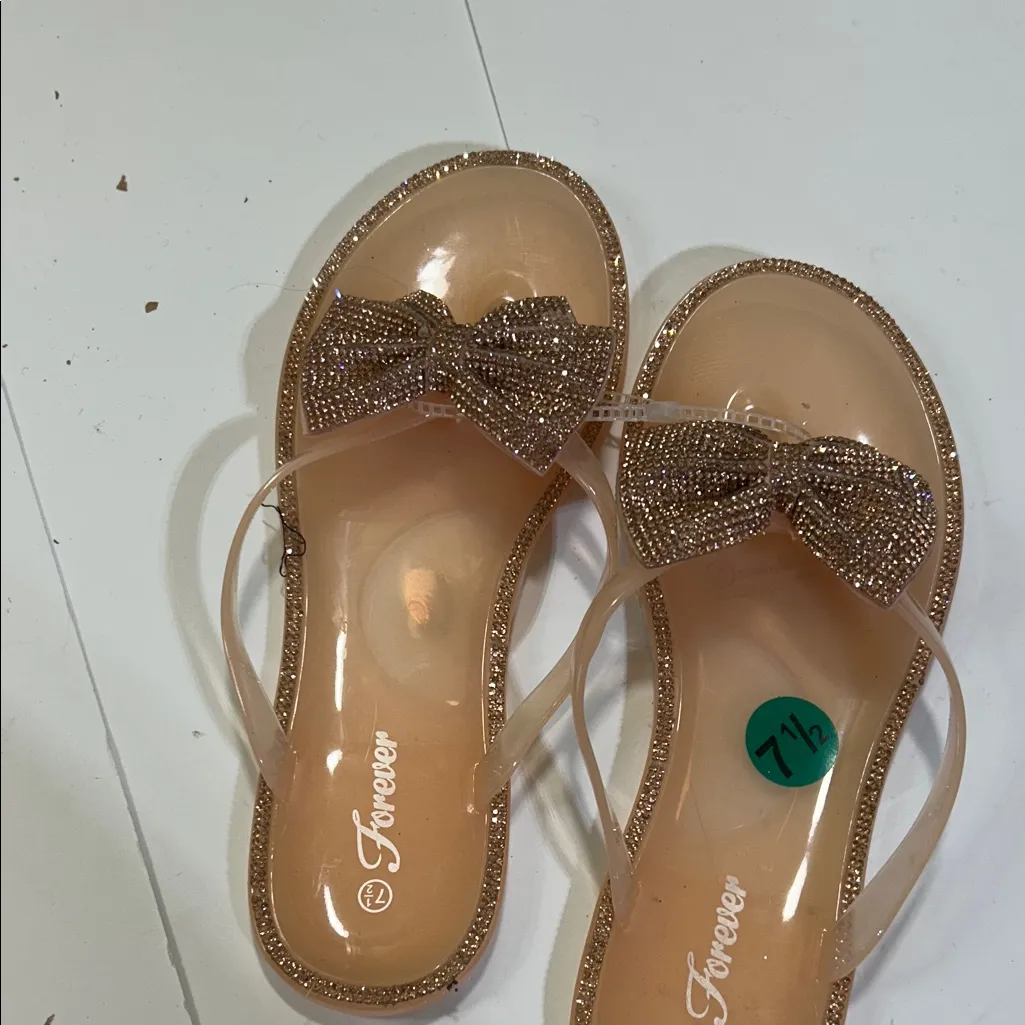 Forever  Glitter Bow Sandals in Tan - Image 13