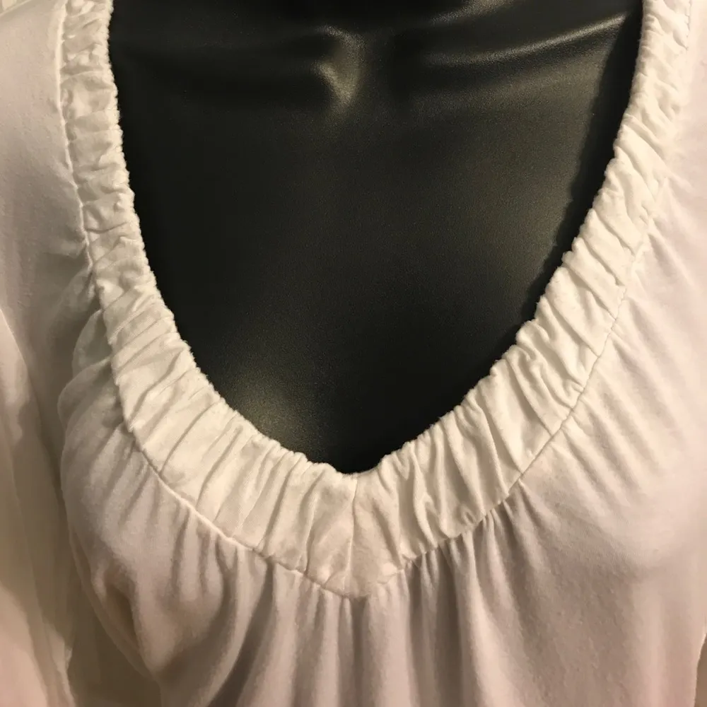 Banana Republic top size Large - Image 2