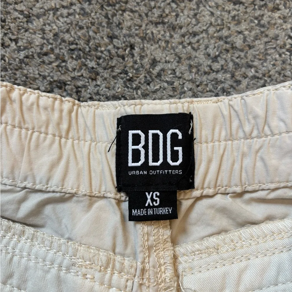 BDG Urban Outfitters Y2K Cargo Pants - Image 2