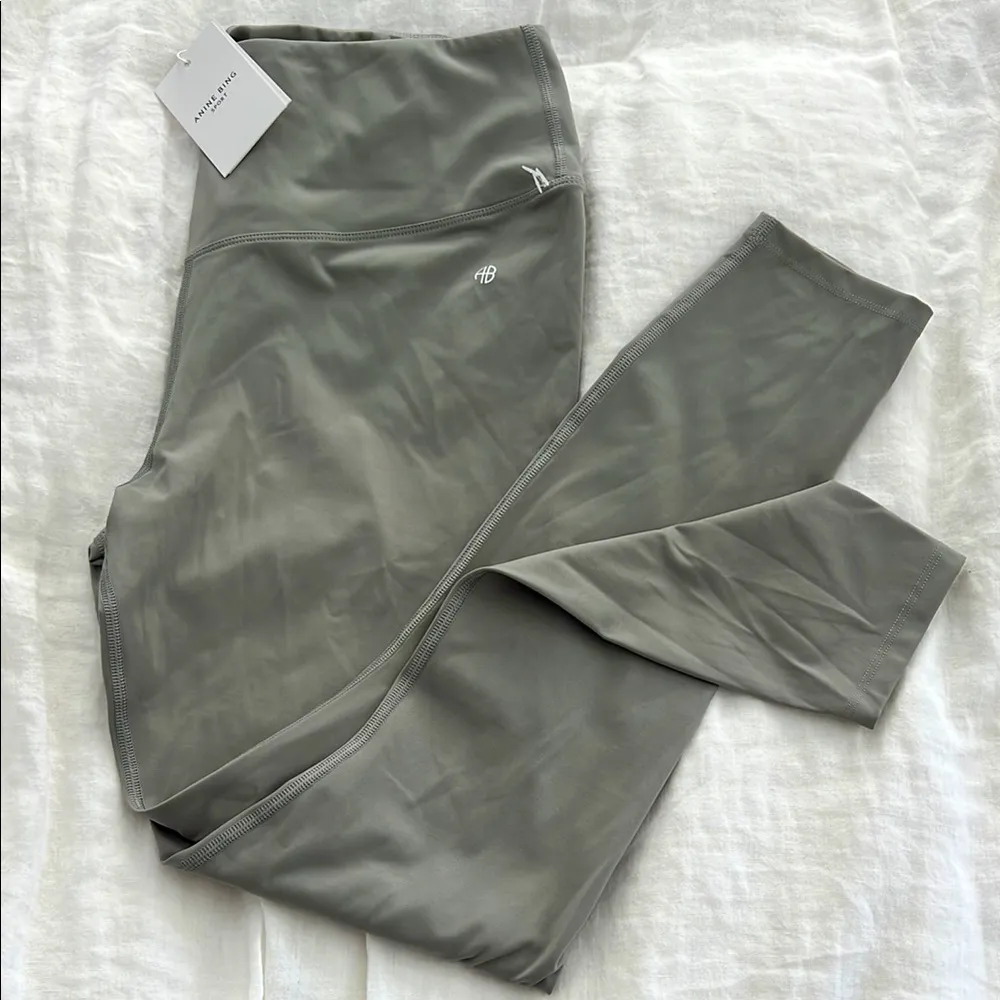 NWT Anine Bing Sport Blake Leggings in Gray Sage Size XL - Image 5