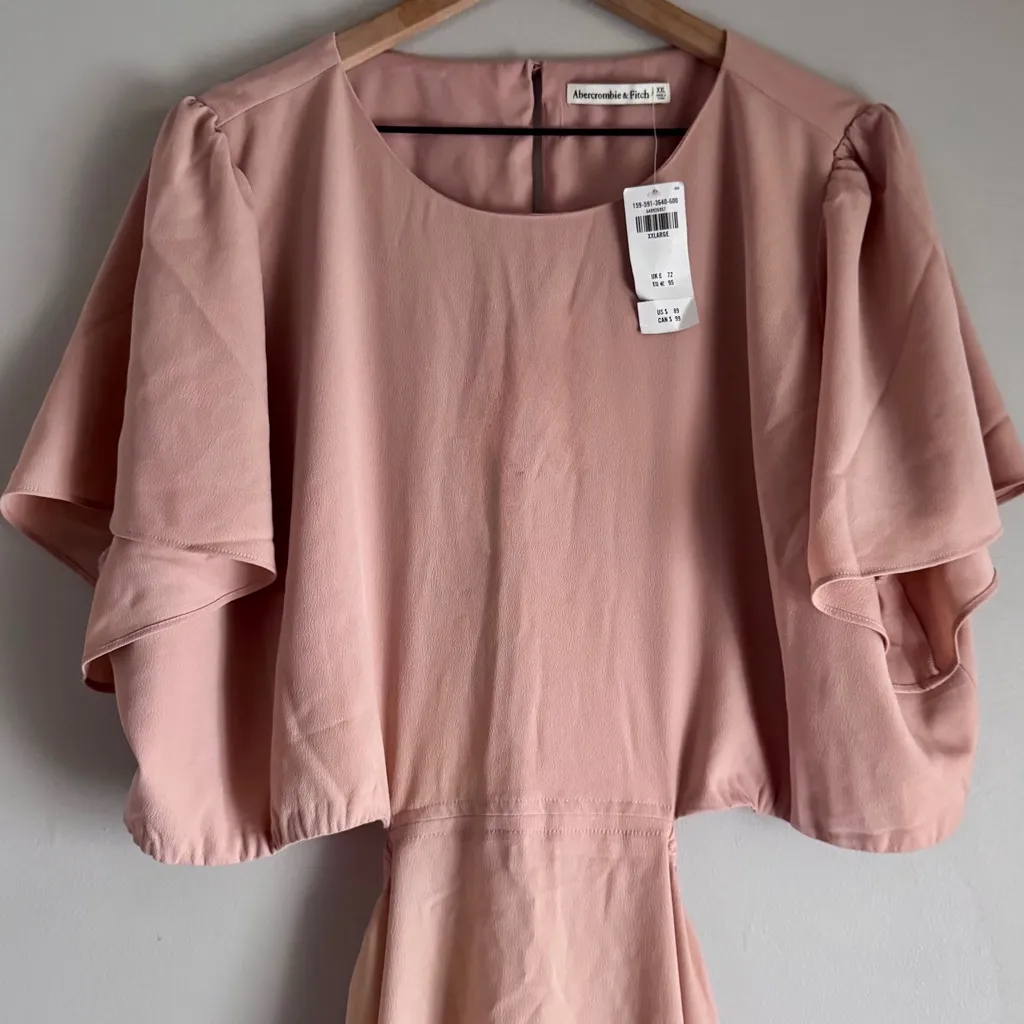 Abercrombie & Fitch NWT Angel Sleeve Cut Out Mini Pink Dress Size XXL - Image 5