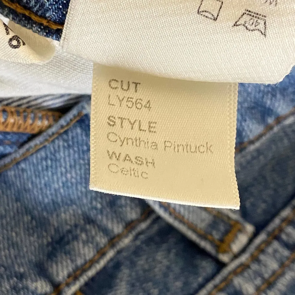 Reformation Blue Denim Celtic Cynthia High Pintuck Relaxed Fit Jeans Womens 26 - Image 8