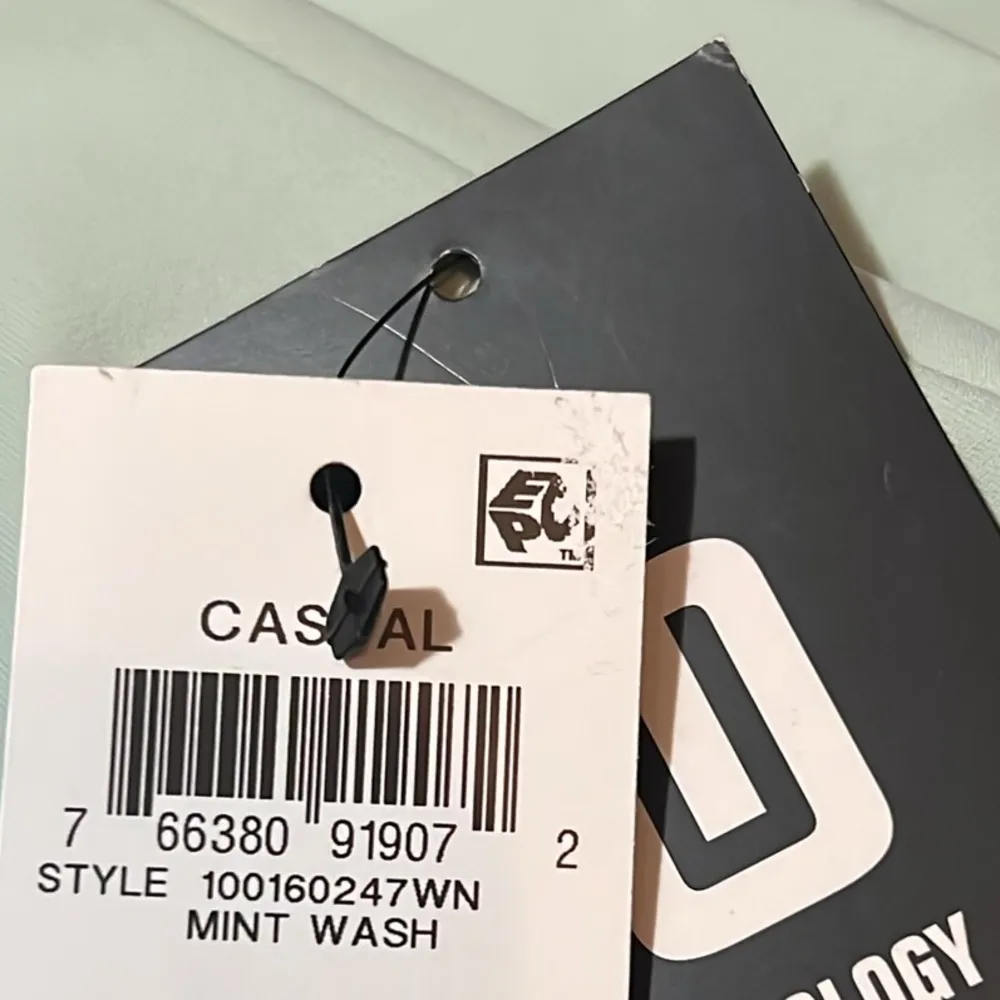 ID Ideology Techy Drawstring-Hood Hoodie in Mint Wash, Plus Size 2X New w/Tag - Image 5