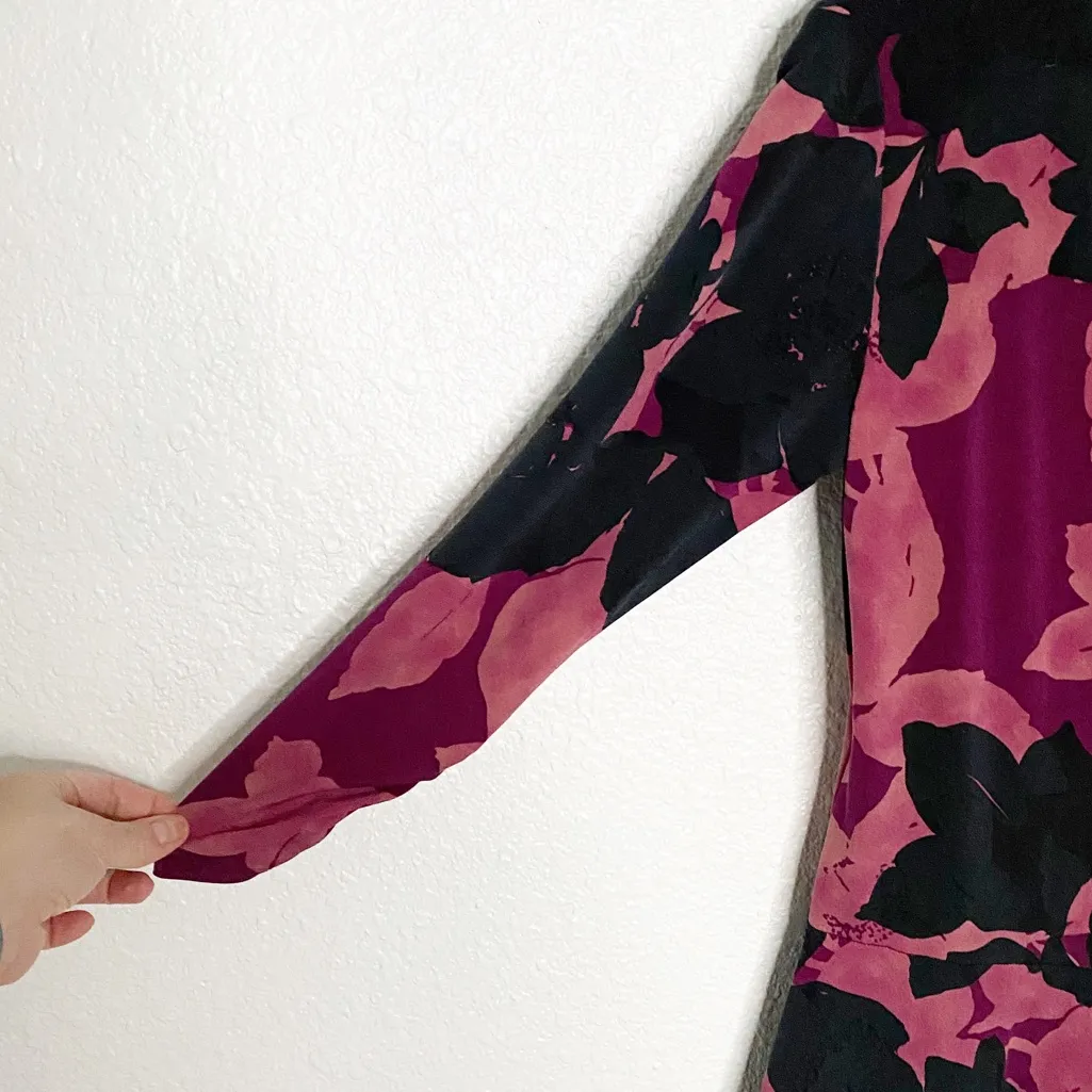 CABI FAUX WRAP PURPLE FLORAL V NECK DRESS SIZE S - Image 3