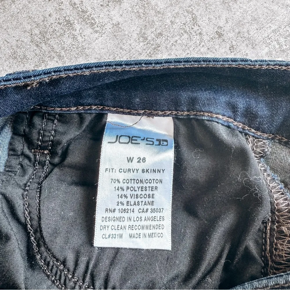 Joes Dark Wash Curvy Skinny Jean Size 26 - Image 7