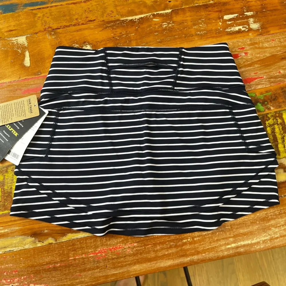 Athleta NWT  tennis skirt - Image 2