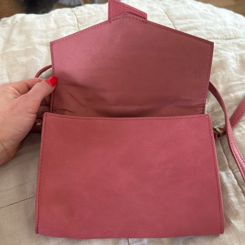 Pink Crossbody purse - Image 4