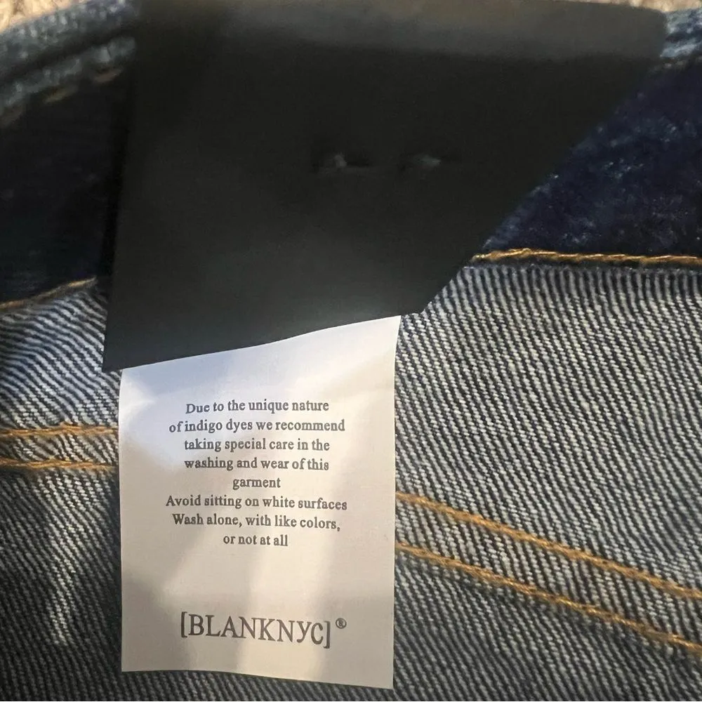 NWT Blank NYC The Barrow Vintage high rise distressed denim shorts size 29 - Image 6