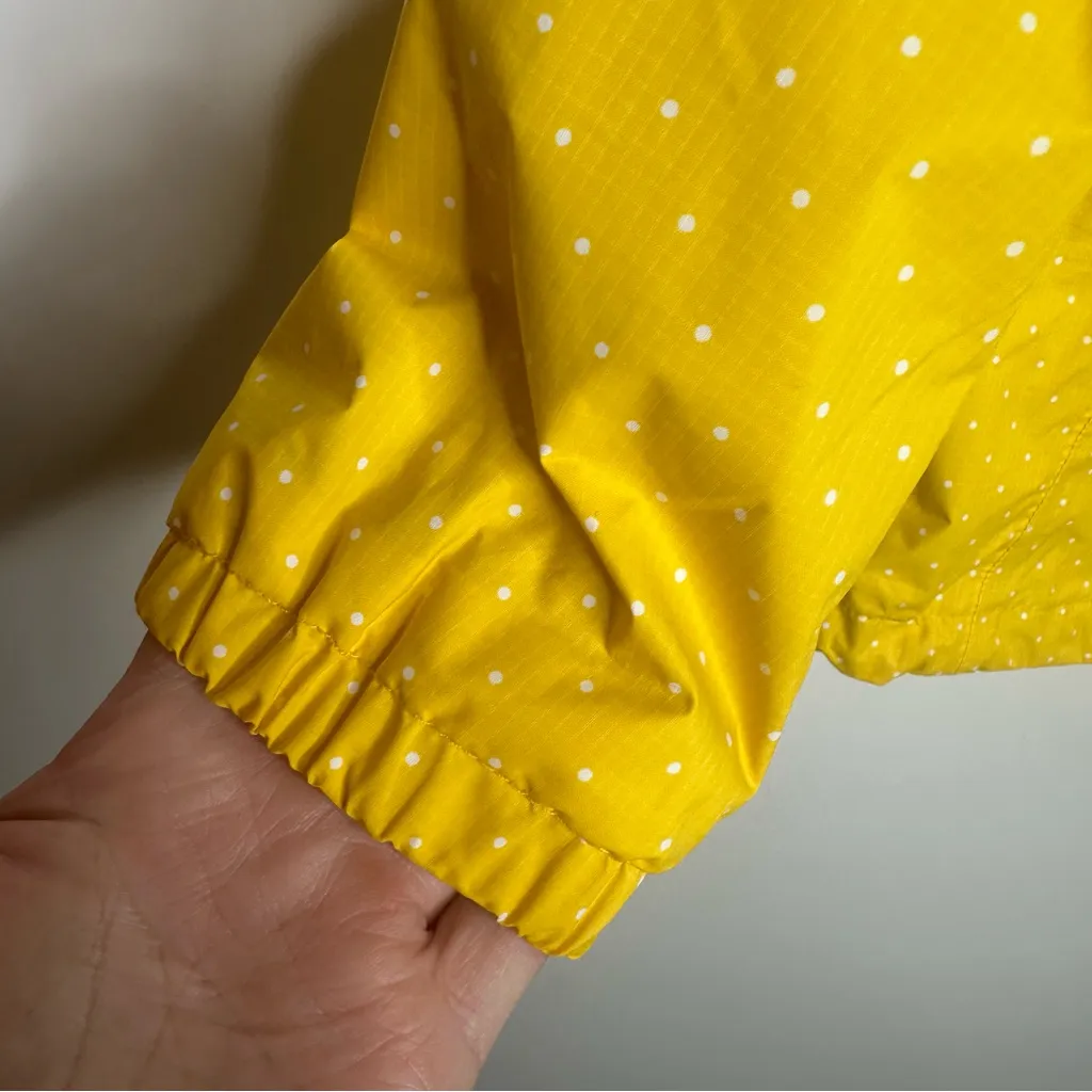 The North Face Women’s Yellow Polka Dot Resolve Waterproof Parka Jacket Medium - Image 7