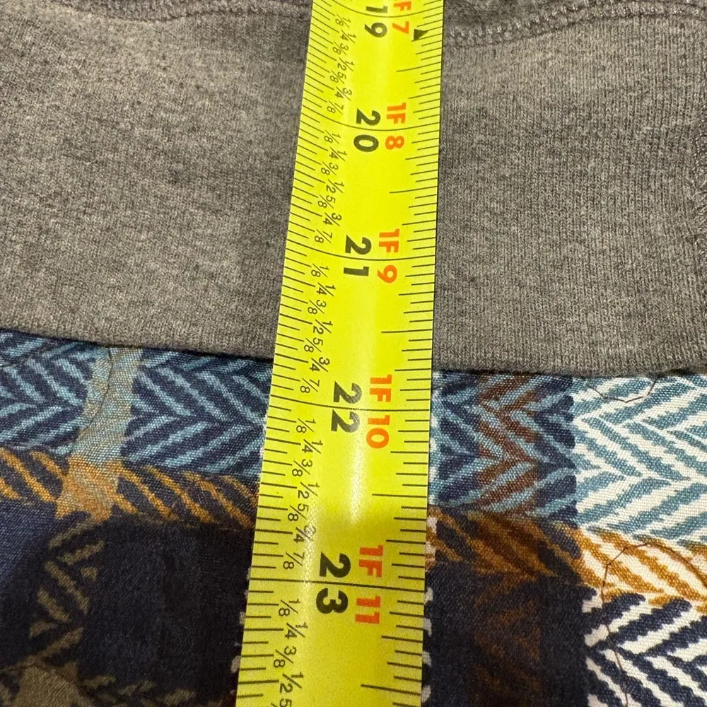 Hollister women’s grey snap front jacket  size L - Image 6