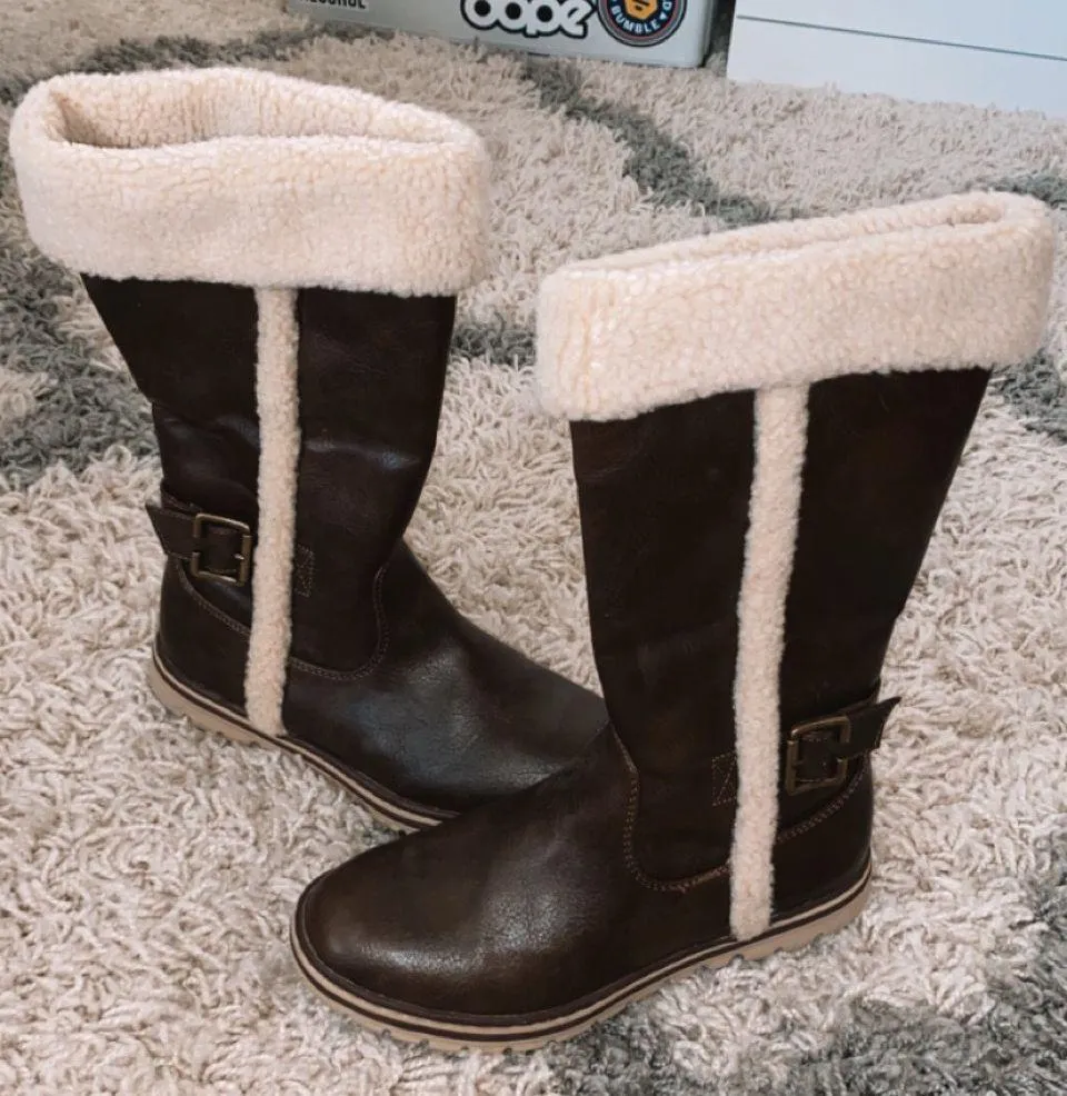 Brown Boots w/ Fur Detail - Image 2