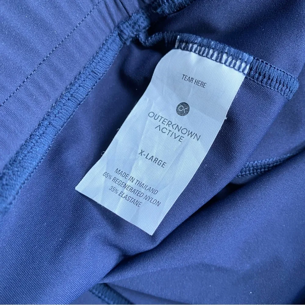 Outerknown Active Wear Leggings - Image 7