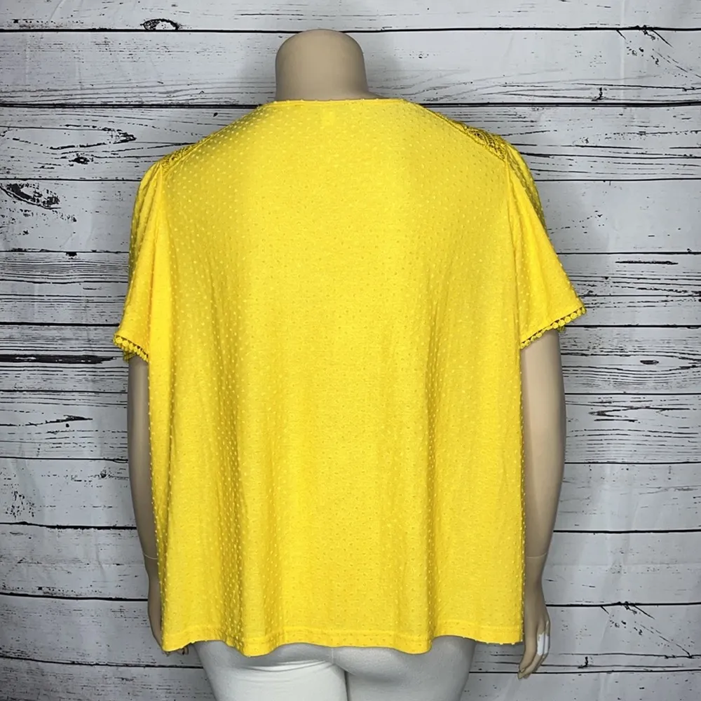 Zac & Rachel Woman NWT Size 3X Yellow Swiss Dot Crochet Lace Blouse Top - Image 3