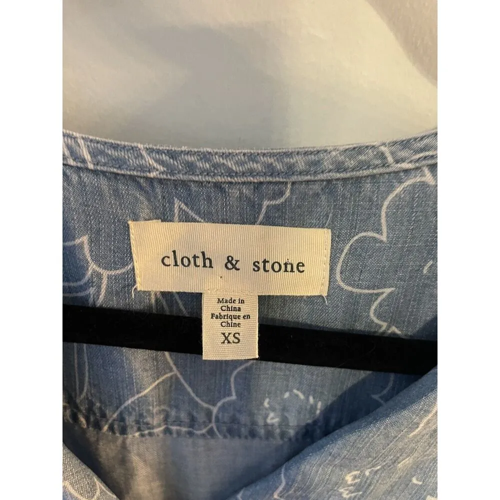 Cloth & Stone Romper Chambray Shorts Floral Roll Tab Sleeve XSmall VNeck - Image 3