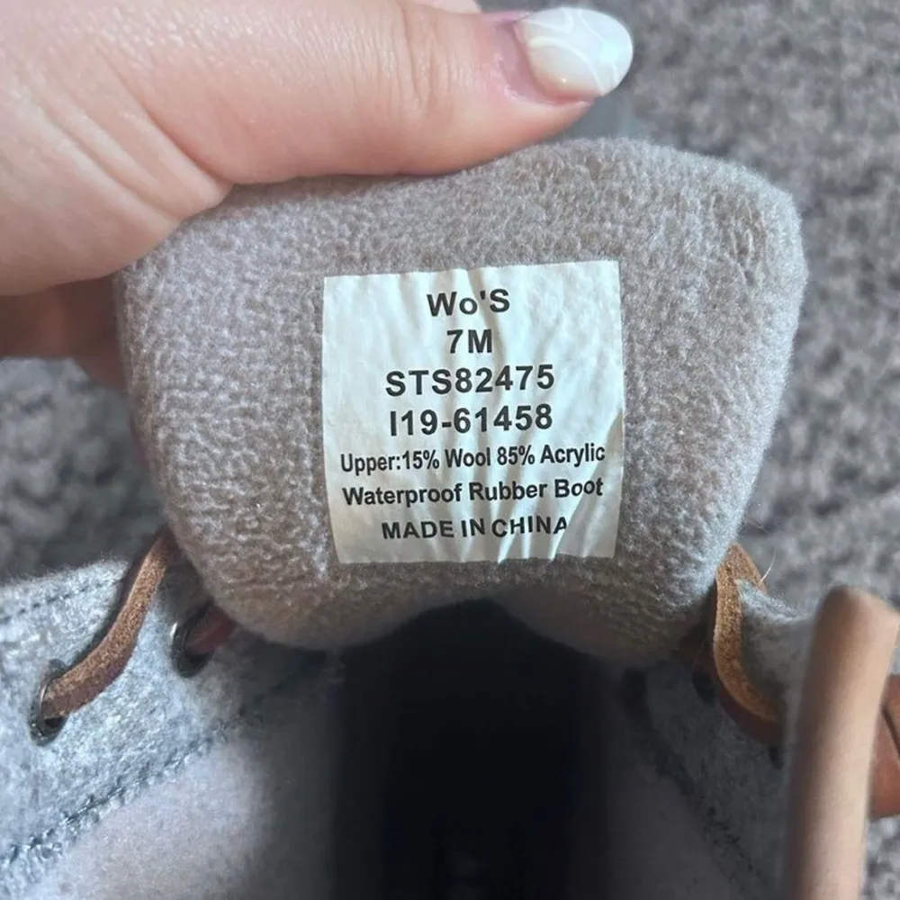 Grey Saltwater Wool Embossed Duck Boot w/ Thinsulate - Image 4