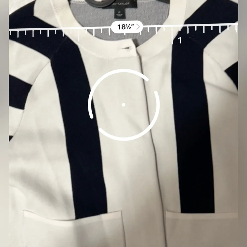Pre Owned ANN TAYLOR Black And White Striped Cardigan With Full Buttons - Image 5