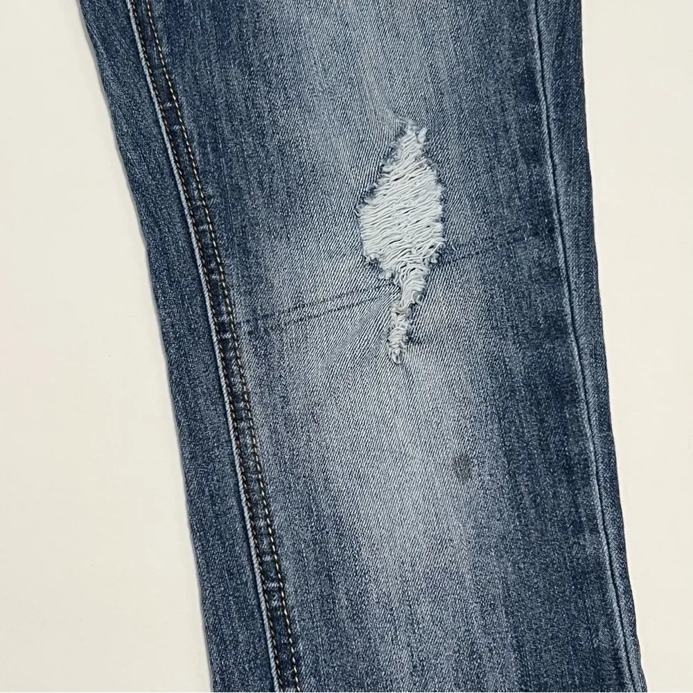 Dollhouse Charley Jeans Medium Wash Distressed Skinny Jeans Size 3 - Image 6