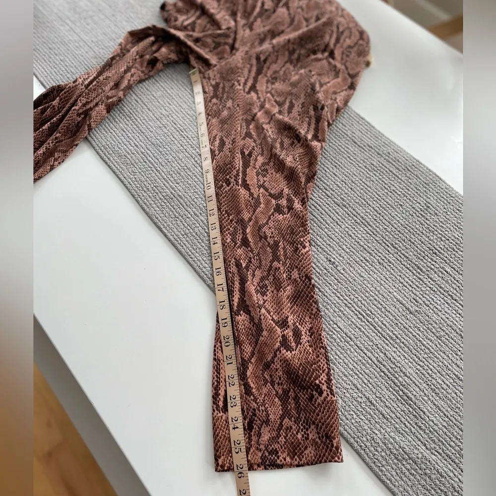 Express Brown Black Snakeskin Print Wrap Front Belted Jumpsuit Romper Size XS - Image 9