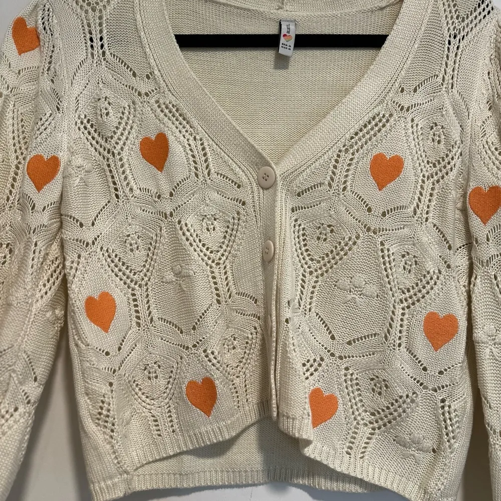 Blue Steel Medium Cream Open Knit Button cardigan w/ Orange Embroidered Hearts. - Image 10