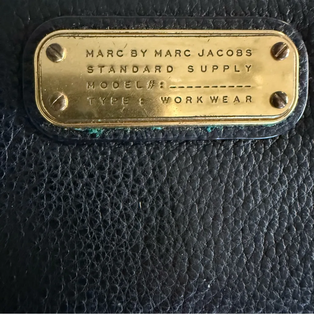 Marc by Marc Jacobs Black Classic Q Wingman Wristlet Wallet - Image 4
