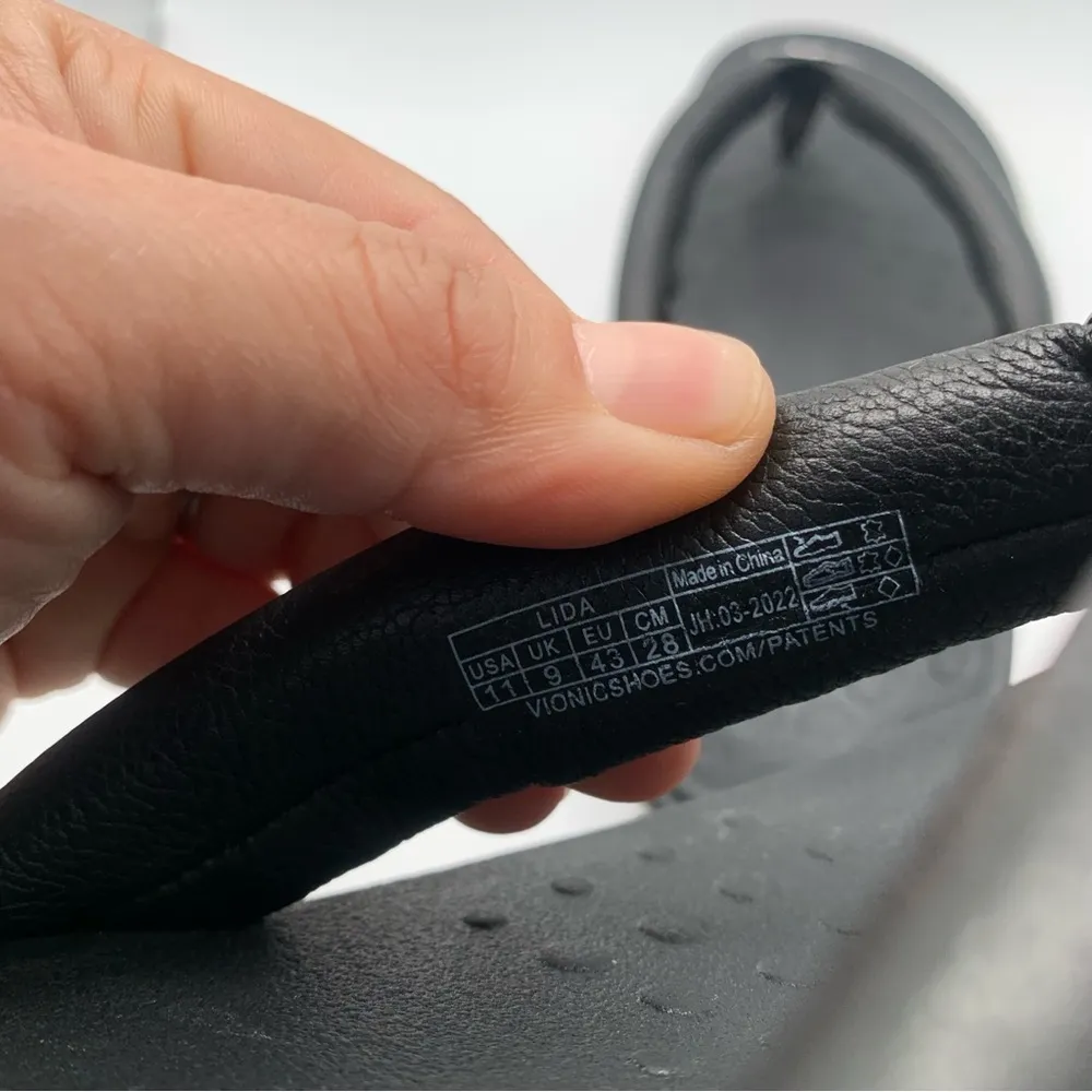 New Vionic Lida Thong Post Sandal with Arch Support size 11 black leather 1407 - Image 7