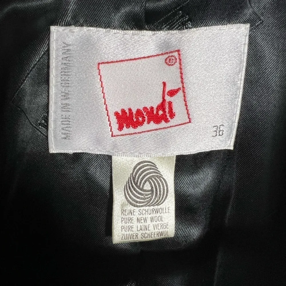 Mondi wool black blazer with shoulder pads‎ Size 36 - Image 5