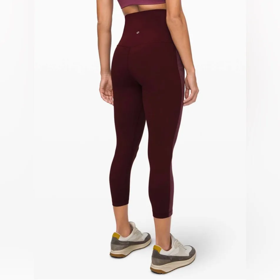 Lululemon - Align Super High-Rise Crop *Velvet
Garnet - 4 - Image 4