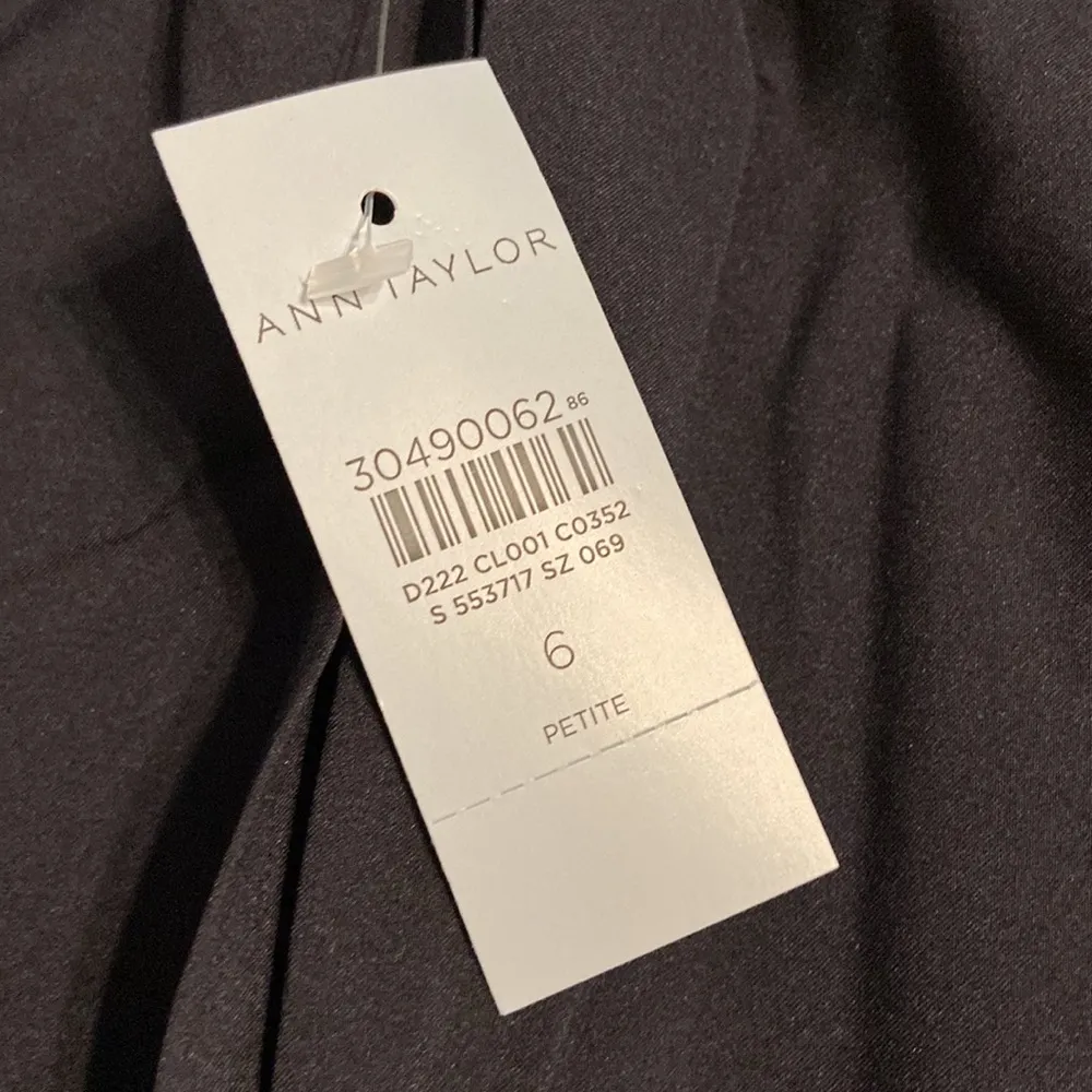 Ann Taylor Set size 6 skirt length 24” navy blue waist 30” flat and blazer 6P - Image 11