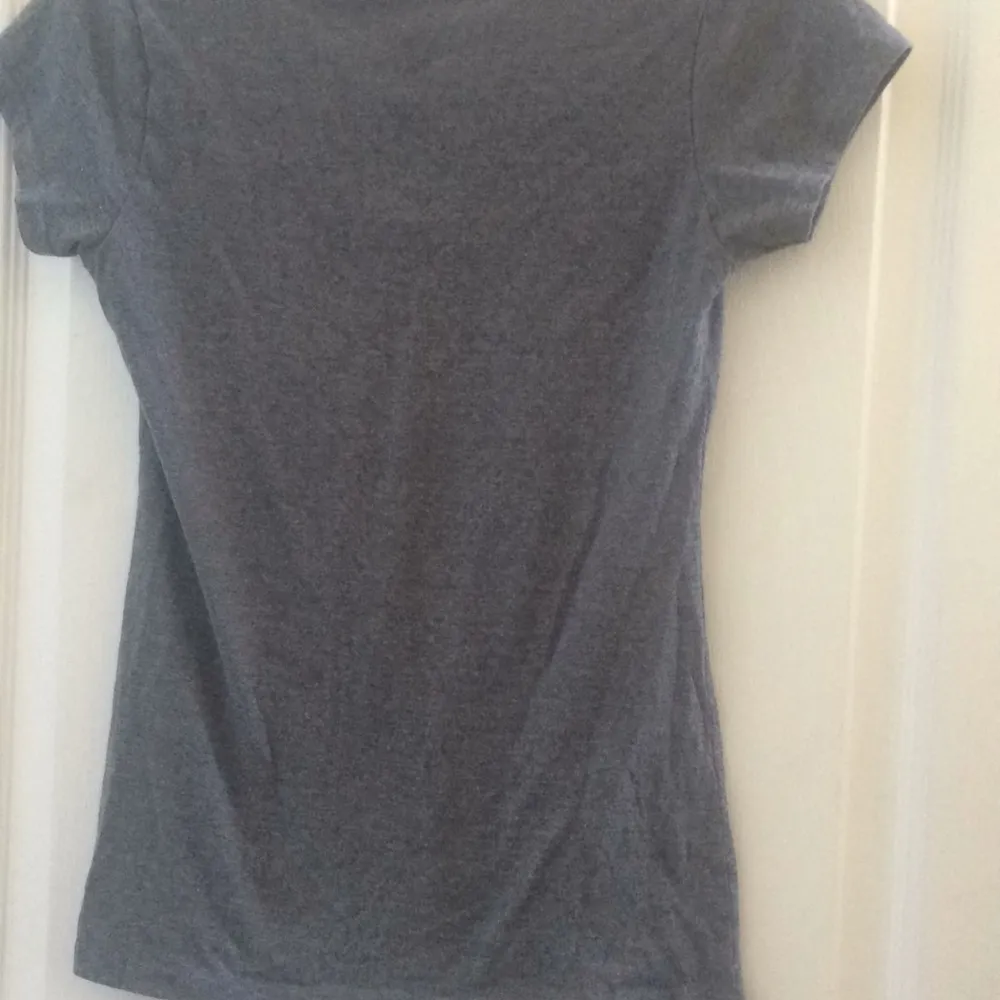 FINAL MARKDOWN Junior v neck every girl needs a ninja tee large 11/13 Gray Size undefined - Image 5