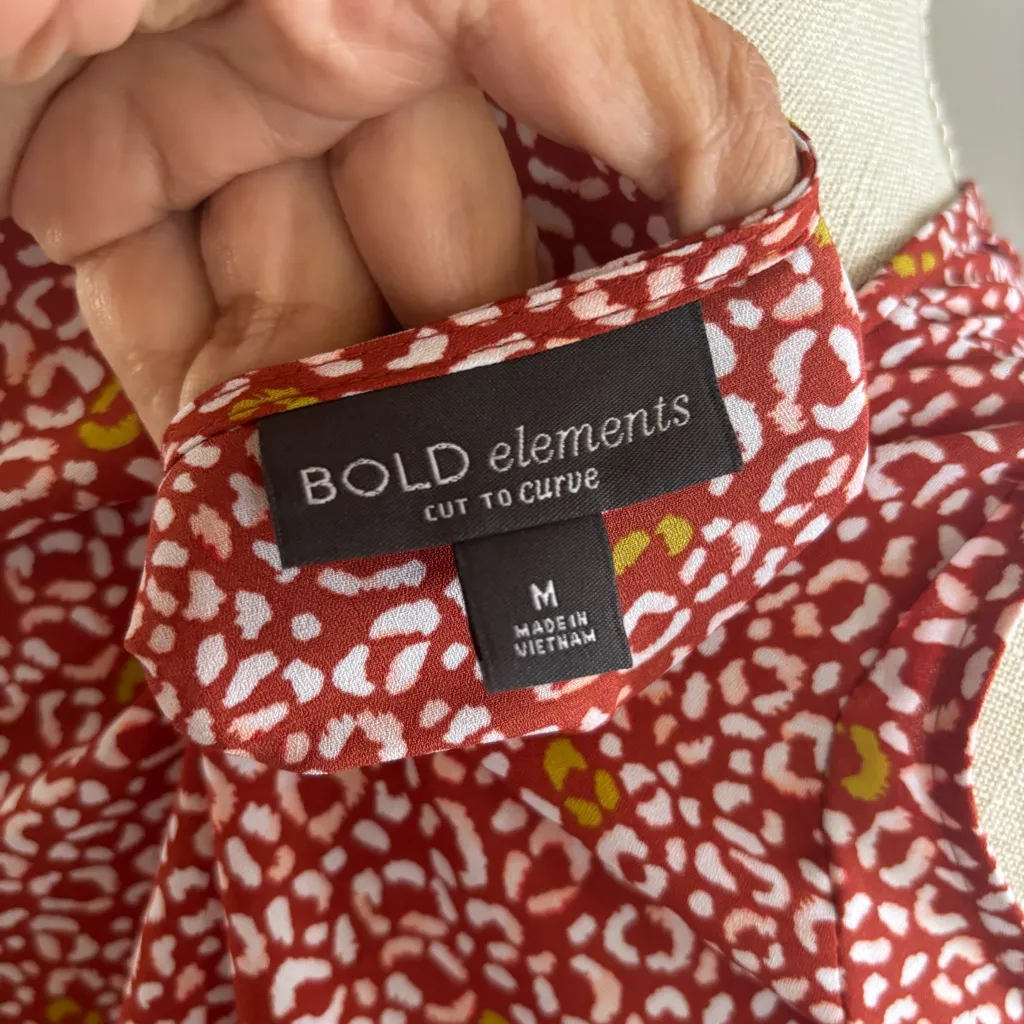 BOLD elements Red and White Asymmetrical Flutter Sleeve Blouse - Image 6