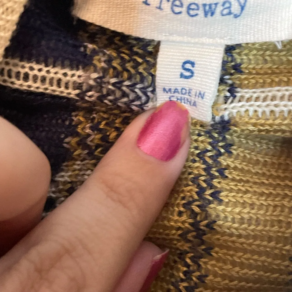 Like New Sweater Cardigan by Freeway Size S Gold, Cream, Navy, and Black colors. - Image 4