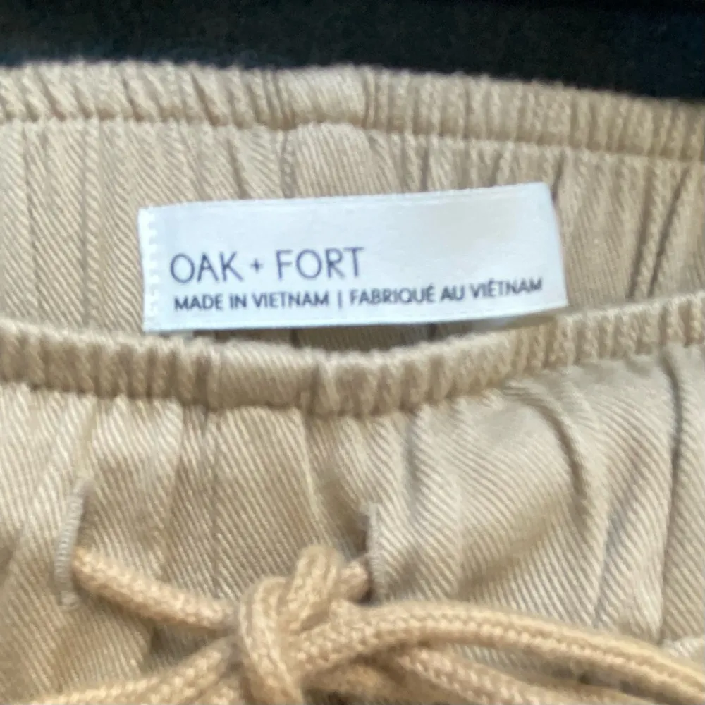 OAK & FORT Elastic Waist High Waisted Wide Leg Crop Pant Tan - Image 5