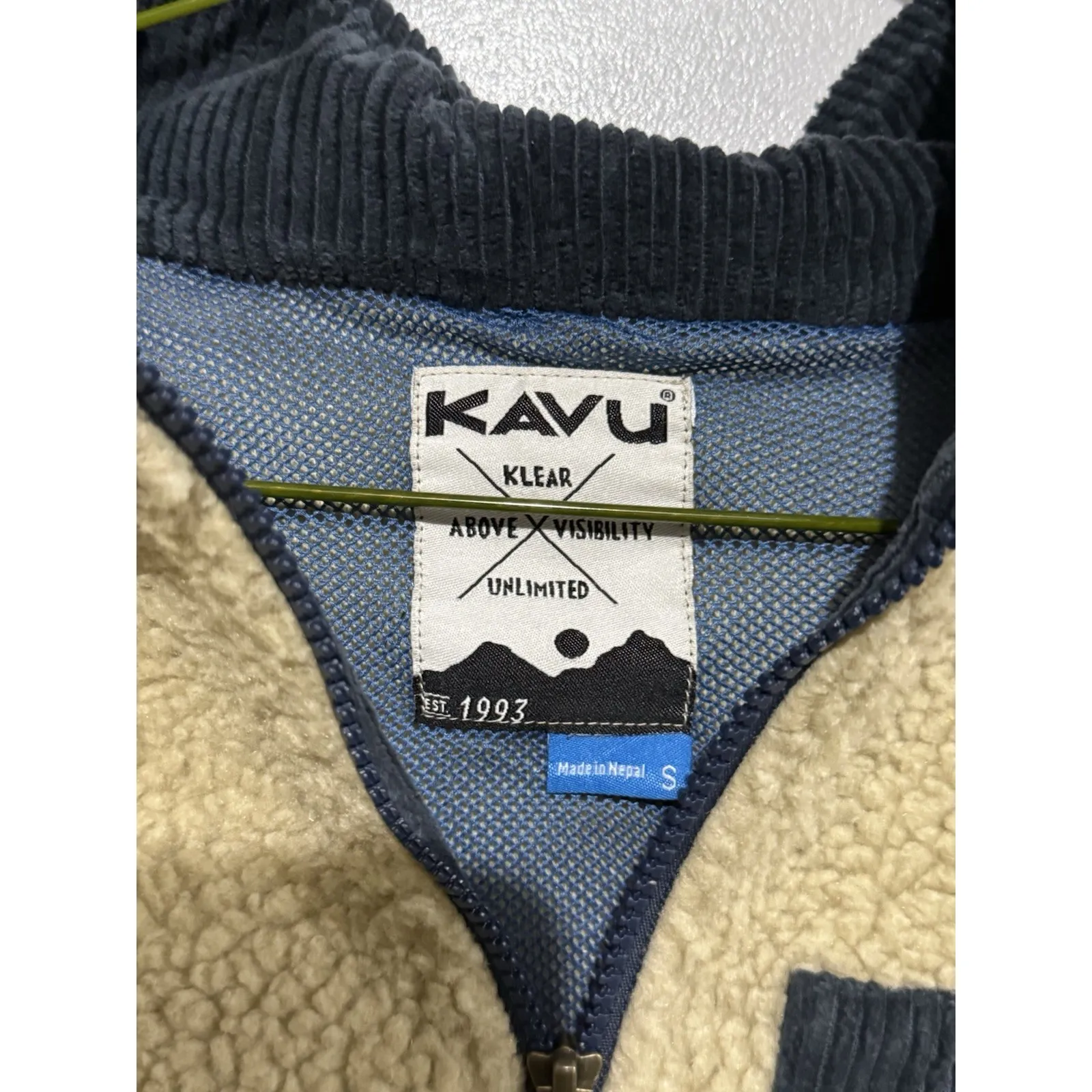 Kavu Women S Pearsoll Jacket Natural Sherpa Mesh‎ Lined Retro Pile Teddy Coat - Image 3