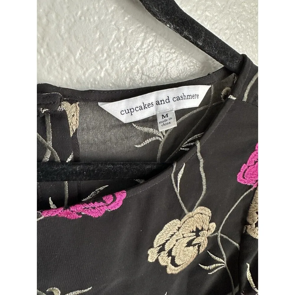 Cupcakes and Cashmere Blouse Womens Size Medium Sheer Floral Button Back Top - Image 3