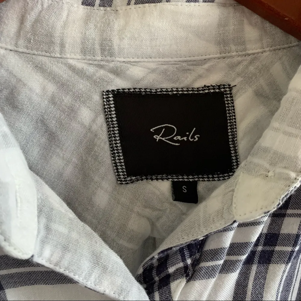 RAILS Plaid long Sleeve Button Front Blue and White Window Pane Small - Image 2