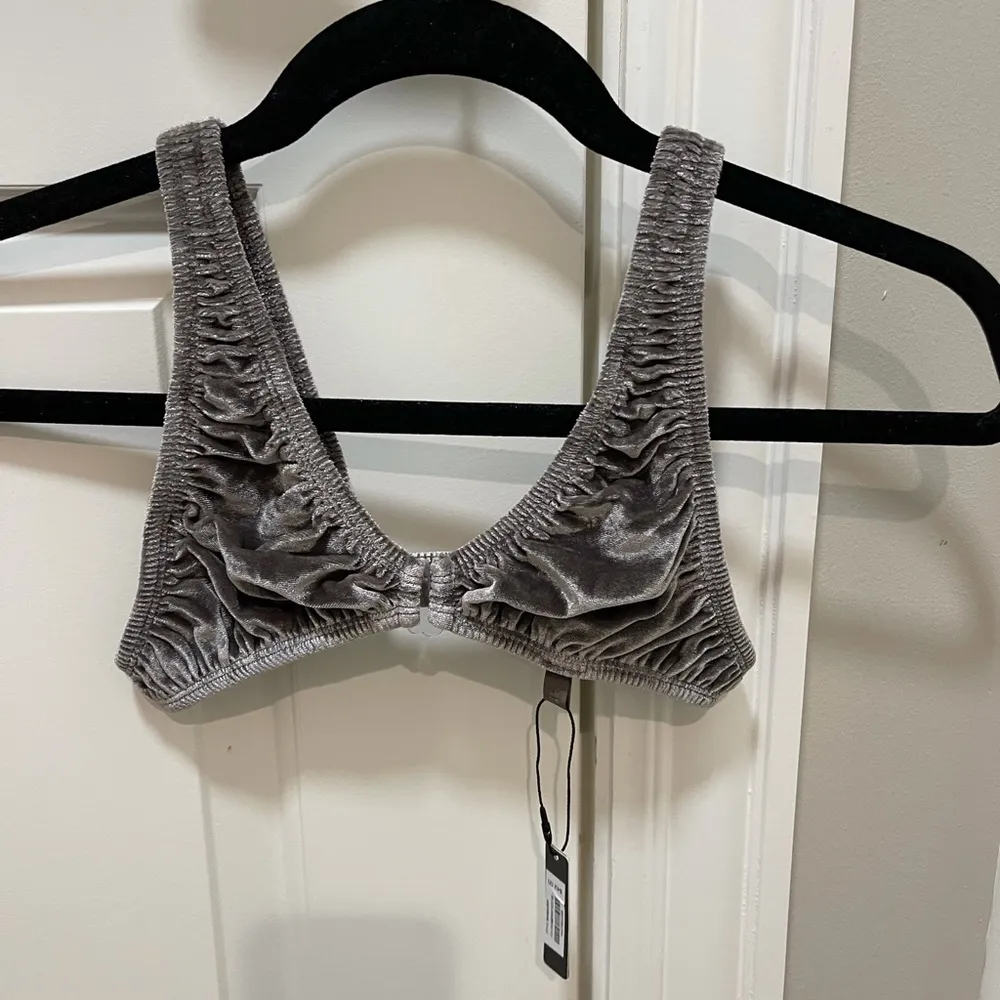 SKIMS  Velvet Bra - Image 2