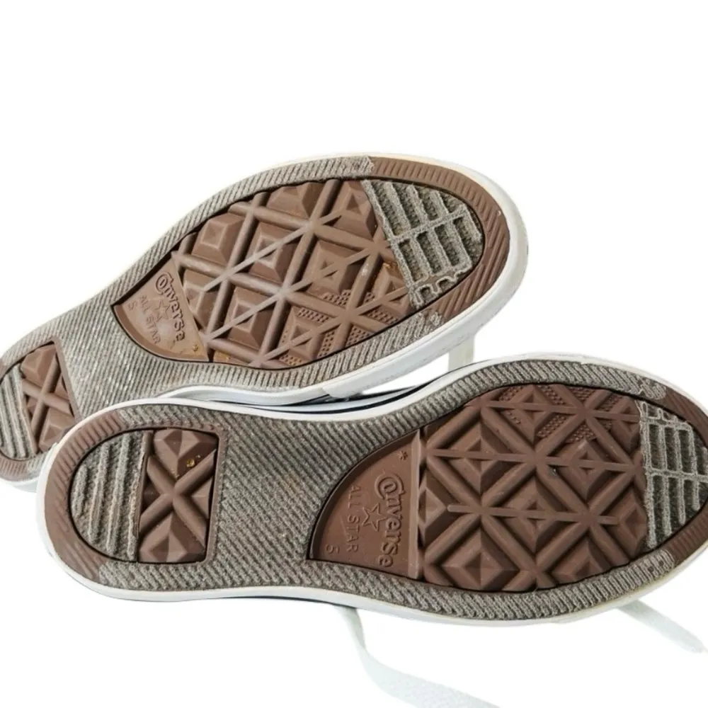 Classic Converse All Star Low Top Sneakers - Image 4