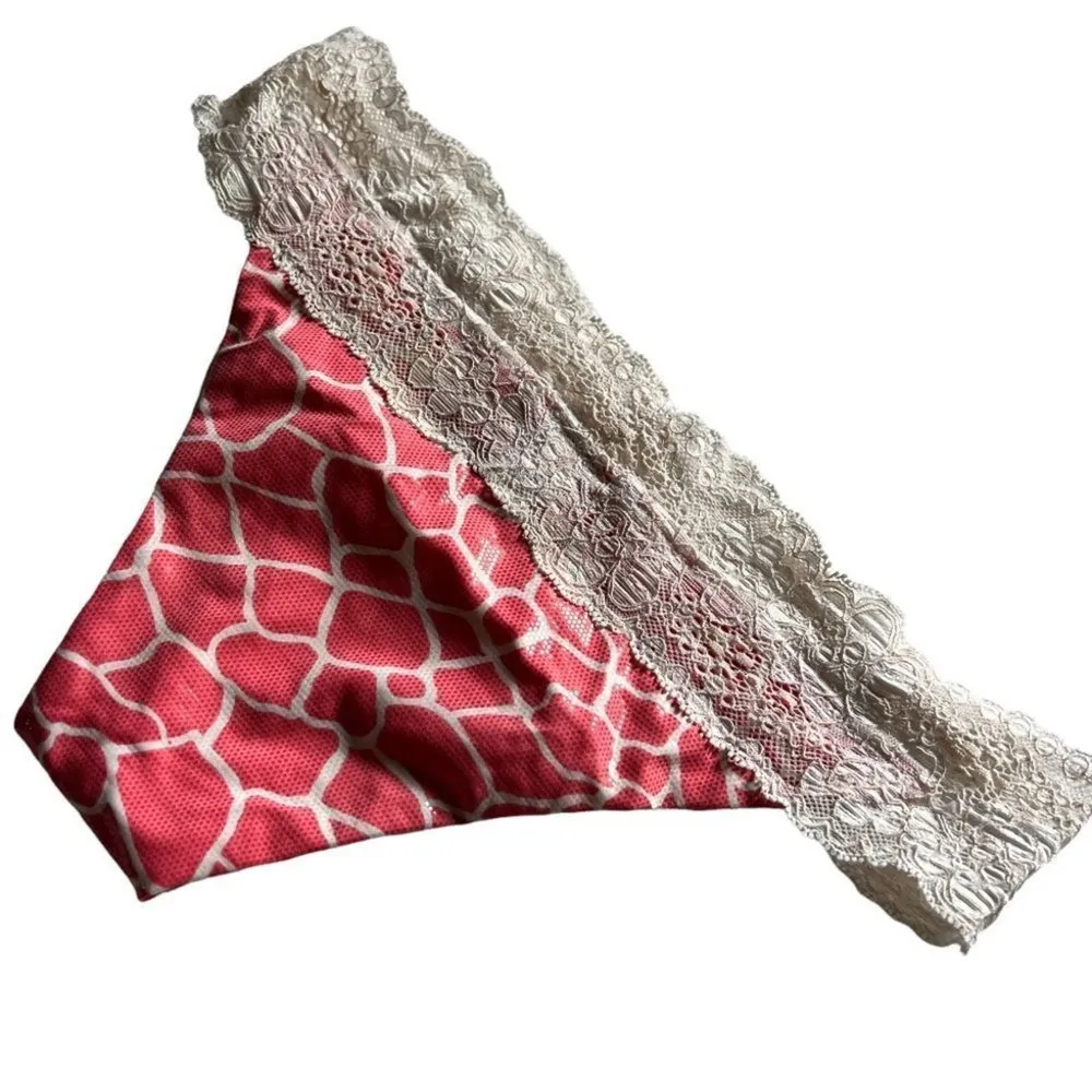 Beach Bunny  Bikini Bottom - Image 3