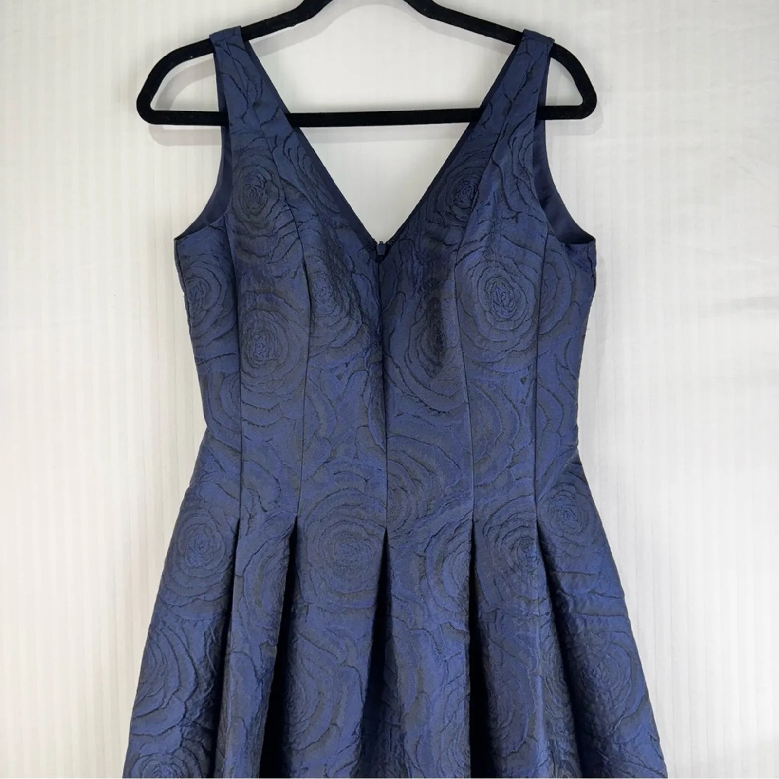 Ralph Lauren Fit & Flare Navy Blue Rose Jacquard Sleeveless Dress Size 8 Modest - Image 3