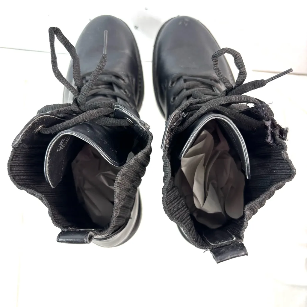 Beautiful 9 HANNAH Platform Lug Soled Lace Up Pull On Combat Boots in Black - Image 4